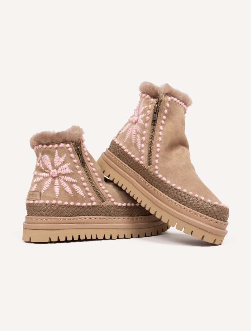 Setsu Floral Boot